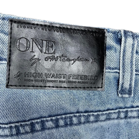 One X OneTeaspoon High Waist Distressed Frayed Ankle Jean.  Sz: 25 - Picture 2 of 12